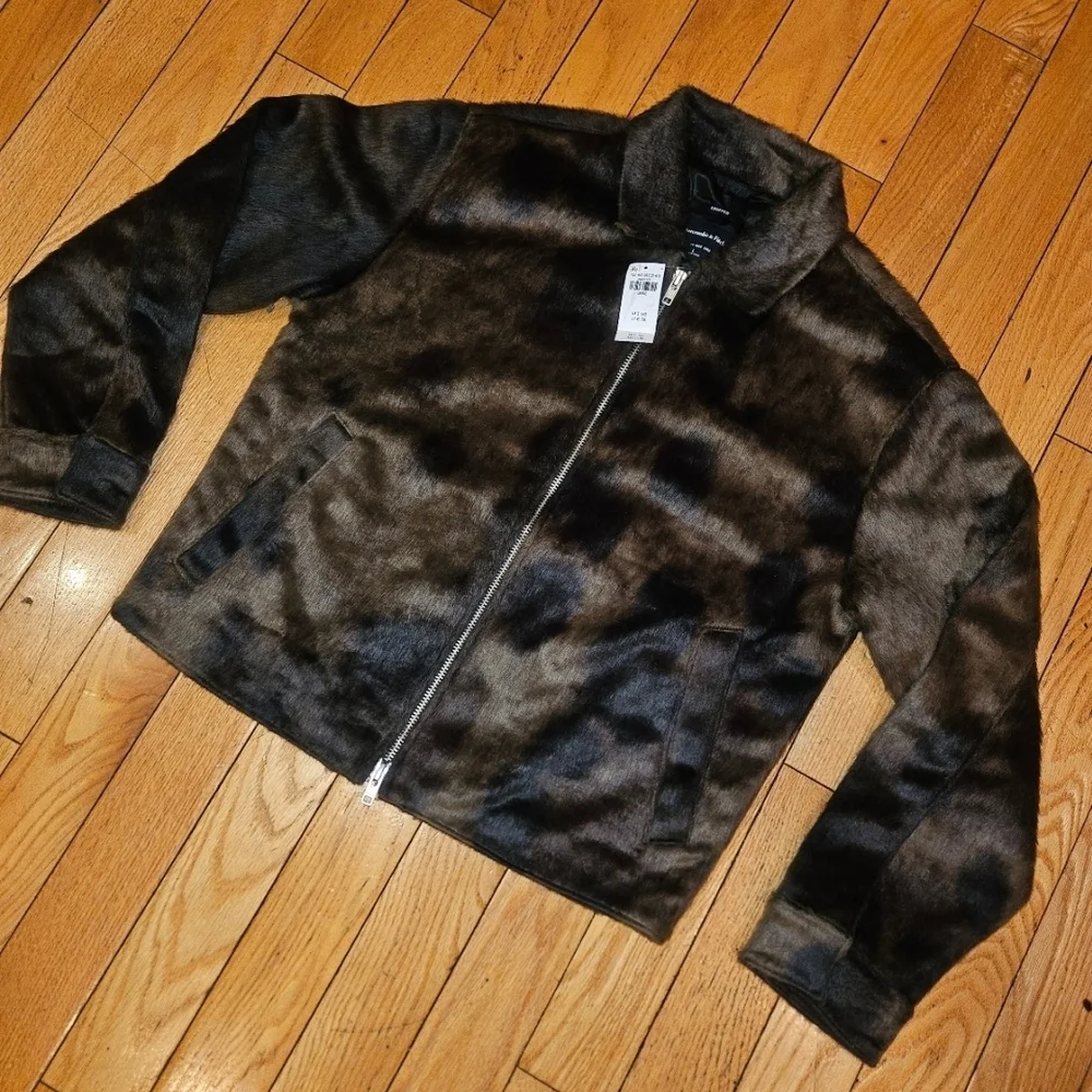Abercrombie & Fitch Brown Faux Fur Bomber Jacket - Picture 5 of 8